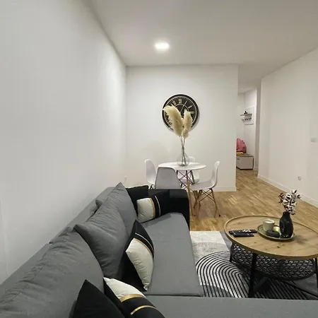 Apartament Mir