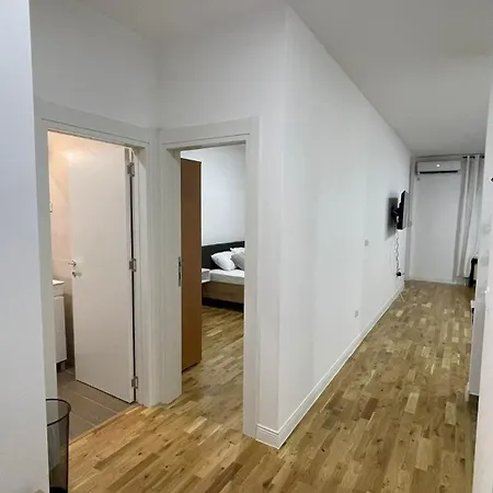 Apartament Mir