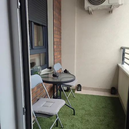 Mir Apartament *